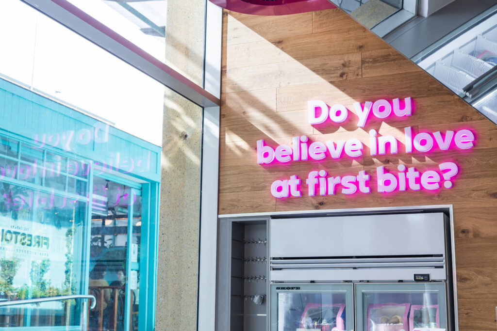 Baskin-Robbins-ImpeccaBuild-Ice-Cream-Shop-Fitout